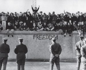 берлинская стена, германия, 9 ноября, в этот день, падение
