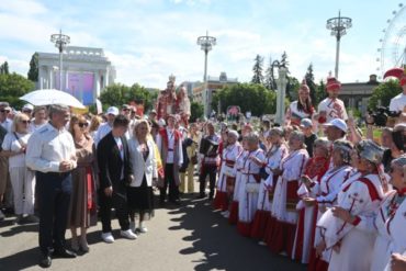 В Москве на ВДНХ широко отметили Всечувашский «Акатуй»